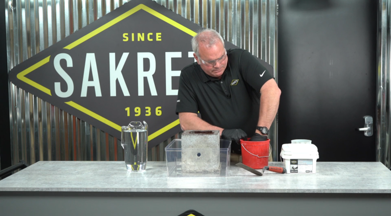 mixing Sakrete and water